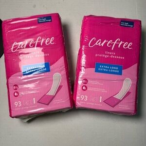 2 Carefree Panty Liners, Extra Long, 93 Count